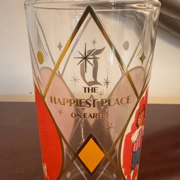 Disneyland Glass Set with Gold Accents – set of five - Picture 8 of 9